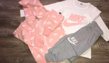 Load image into Gallery viewer, 3pc Pink Nike Set

